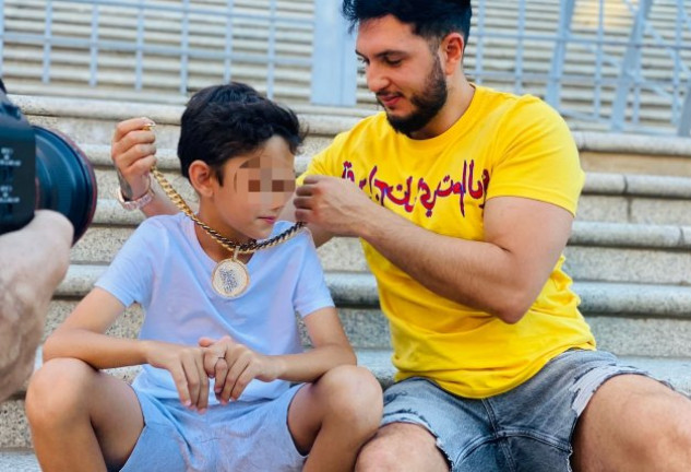 Omar Montes y su hijo, Omar Jr., se llevan a las mil maravillas.