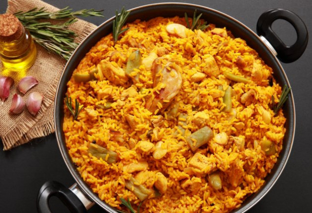 ¡Los mejores trucos para cocinar una paella valenciana están a tu alcance!