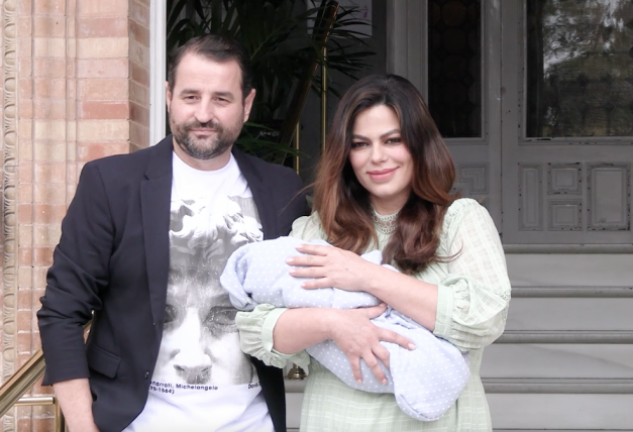 Marisa y Miguel Almansa están locos de felicidad con su bebé.