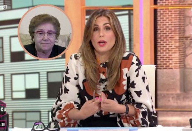 Nuria Roca charla con su suegra en directo.