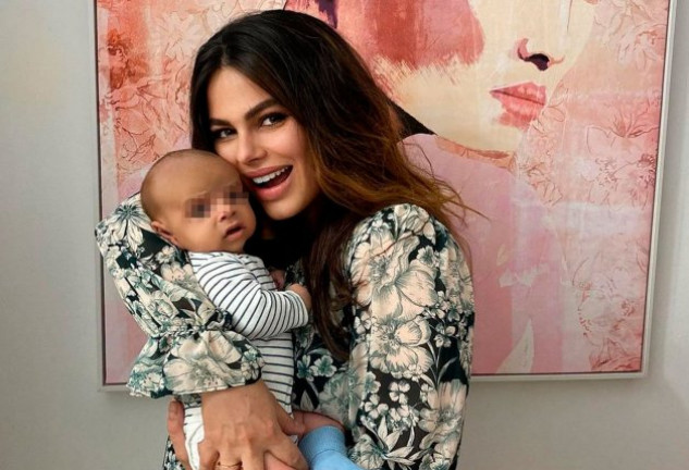 Marisa Jara posa junto a su bebé Tomás en su foto más divertida.