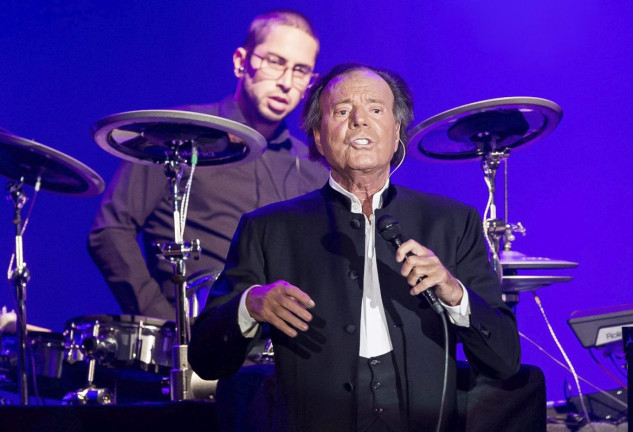 julio iglesias salud