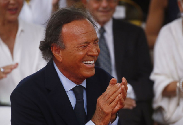 julio iglesias mansiones