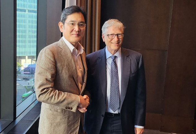 Vicepresidente Samsung Bill Gates