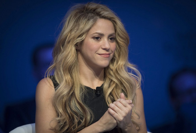 shakira enfadada padre pique