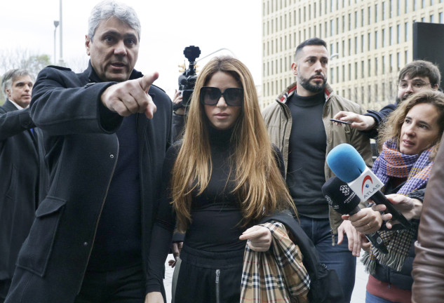 Shakira el 1/1 en el Juzgado de primera instancia y familia número 18 de Barcelona para firmar el acuerdo sobre la custodia de sus hijos
