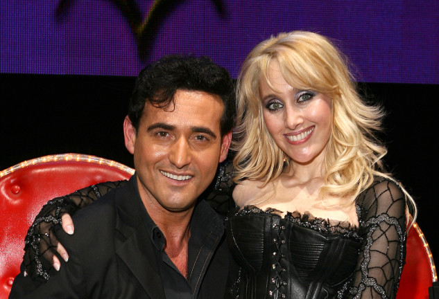 Imagen de Carlos Marín, componente de Il Divo, con su exmujer y también cantante Geraldine Larrosa.