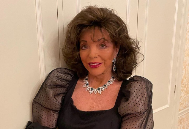 Joan Collins, en una imagen de sus redes sociales.