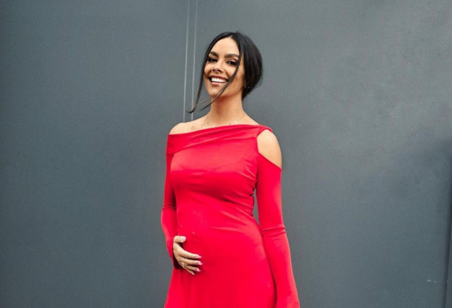 Cristina Pedroche con vestido rojo en su 4º mes de embarazo