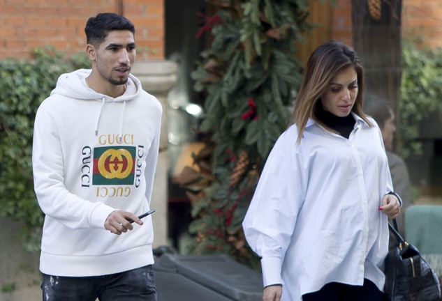 Achraf Hakimi e Hiba Abouk, en una imagen de archivo de 2021