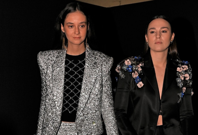 Victoria y su mejor amiga, Rocío Laffón, en la MBFW. Foto: EP.