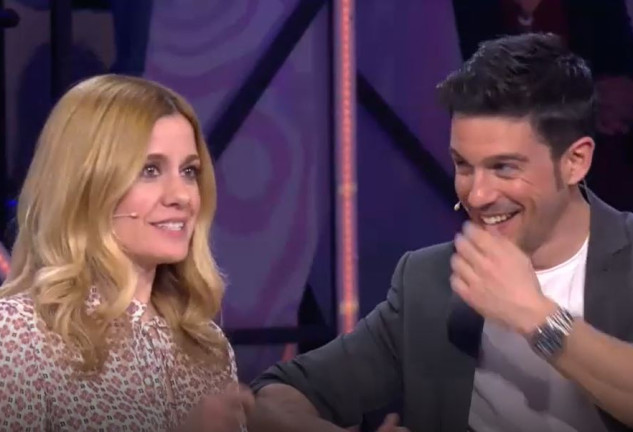 Alexandra Jiménez y Alejo Sauras en Déjate querer