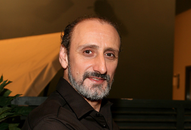 Posado de José Luis Gil , actor de la serie " La que se avecina ".