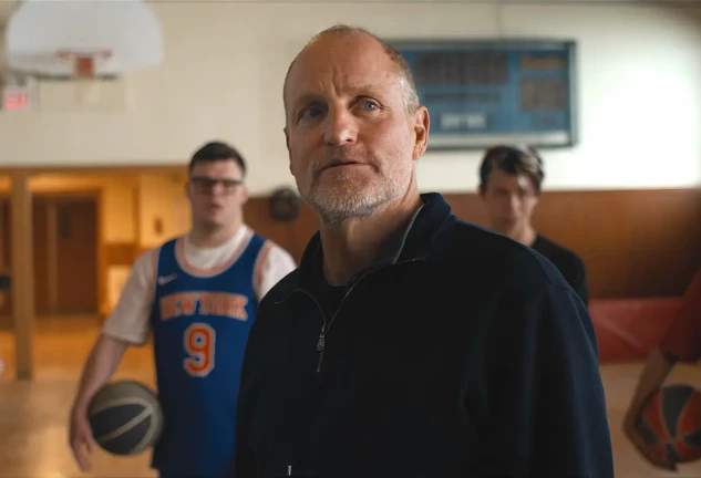 Woody Harrelson en un fotograma de la versión americana de Campeones