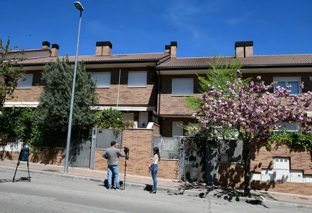 Casa del médico acusado maltratar a sus hijos.