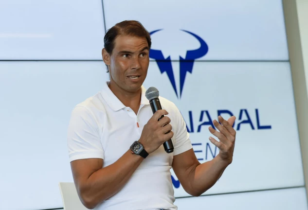 Rafa Nadal anuncia su retirada en una rueda de prensa.