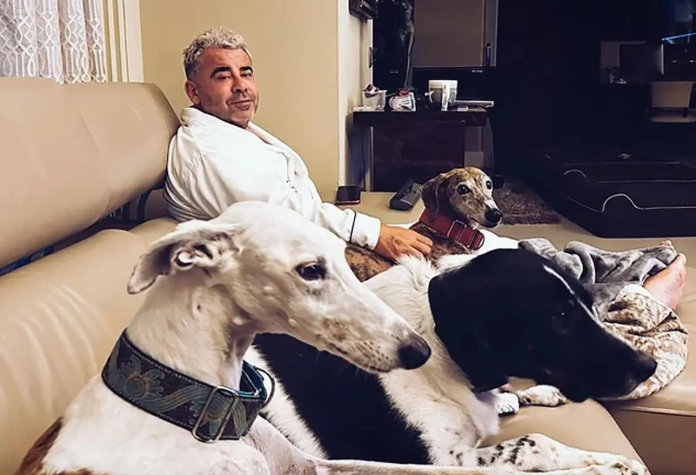 Jorge Javier con sus perros.