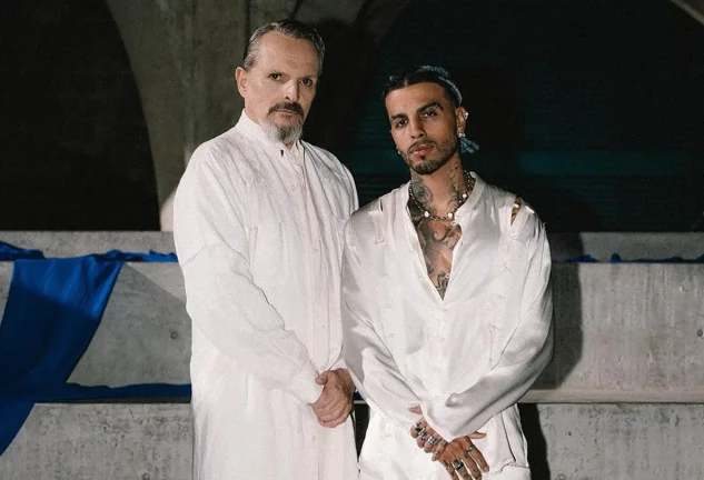 Miguel Bosé y Rauw Alejandro.