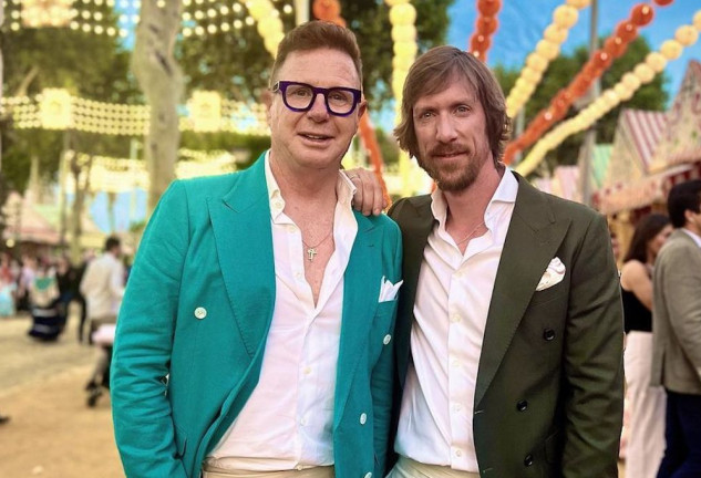 Jorge Cadaval y su marido  Ken Appledorn en la Feria.