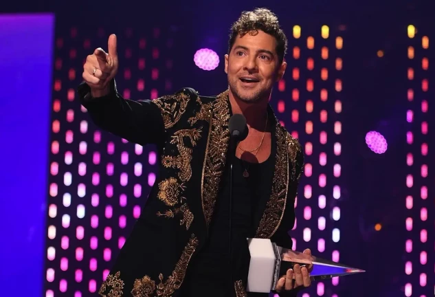 David Bisbal en los escenarios en los Latin music awards