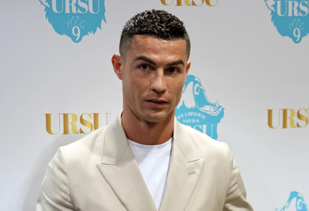 cristiano ronaldo acusado adulterio