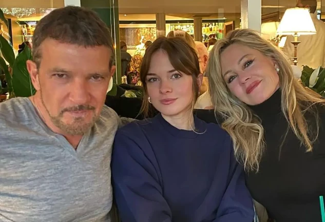 Antonio Banderas con Stella del Carmen  y Melanie Griffith