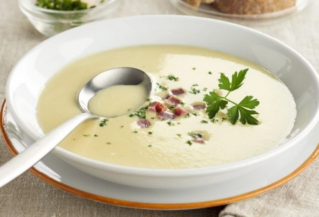 Vichyssoise de puerro y pera