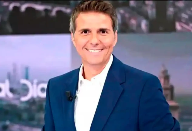 fernando-diaz-de-la-guardia-presentador-cuatro-abandona-television-kKzH-U2101187471307tCC-1200x840@El Correo