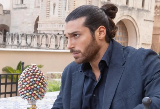 can yaman look irreconocible