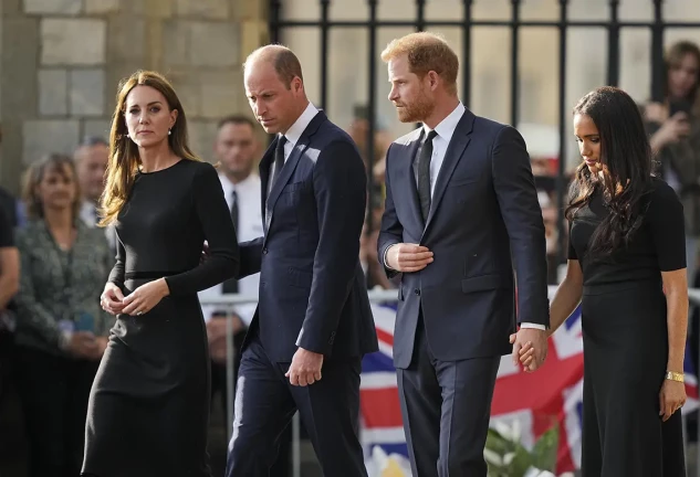 Guillermo, Harry, Kate y Meghan Markle