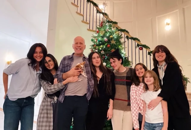 BRUCE WILLIS y su familia