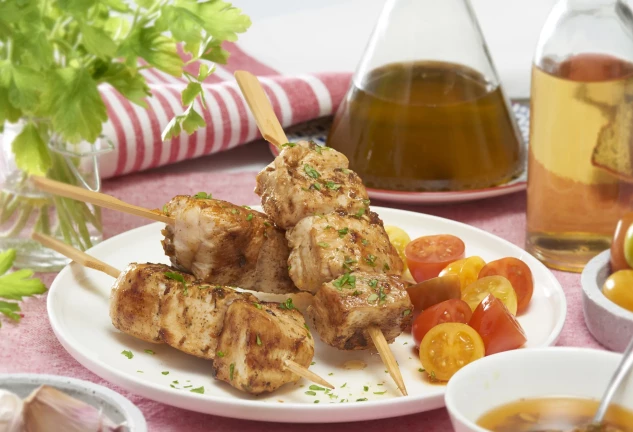 Pinchitos de pavo con salsa chimichurri
