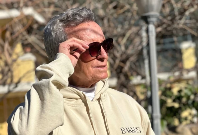 Ortega Cano, con sudadera Bakkus.