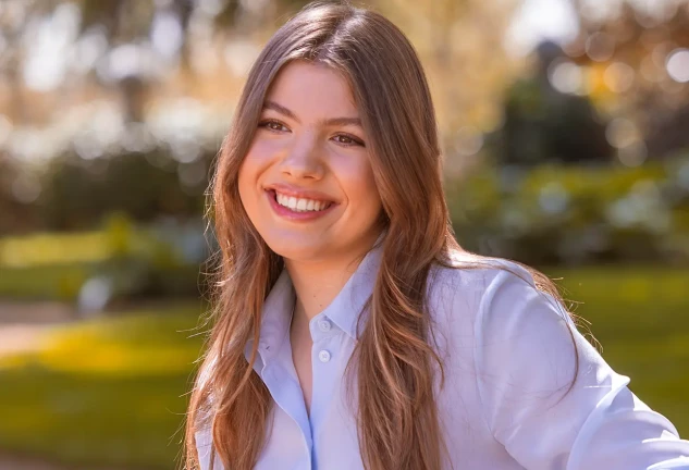 La infanta Sofía en una de las imágenes oficiales por su 18º cumpleaños