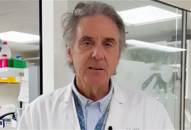 El doctor Álvaro Urbano es el coordinador de esta terapia.