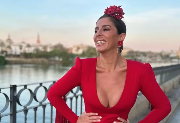 anabel pantoja viste hija alma flamenca