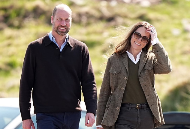 Kate Middleton y el príncipe Guillermo, muy enamorados en las imágenes inéditas de su escapada romántica