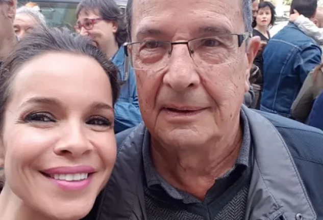 Carme Chaparro y su padre en una imagen de redes en 2022