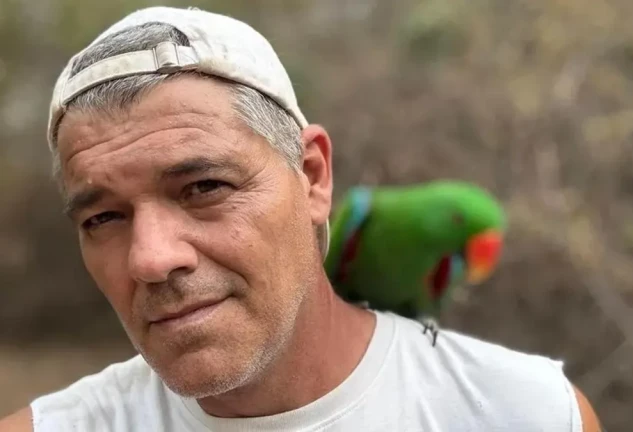 Frank Cuesta enseña las pruebas de su supuesta extorsión y Chi las desmiente totalmente