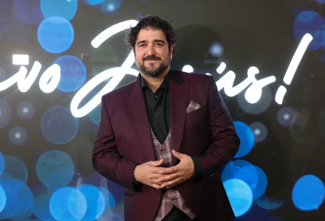 Antonio Orozco en una imagen de photocall en los premios de las Bellas Artes en 2024