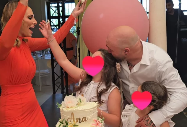 Kiko Rivera e Irene Rosales en la comunión de su hija Ana.