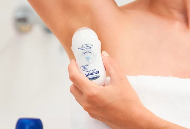 Desodorante en roll-on sin alcohol ni sales de aluminio, suave y eficaz
