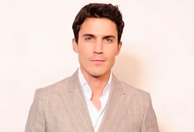 Álex González.