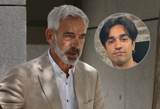 Daniel, el hijo de Imanol Arias, en un montaje con su padre a la salida de la Audiencia Nacional