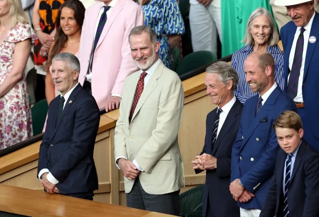 Felipe VI y el príncipe Guillermo viendo la final de Wimbledon.