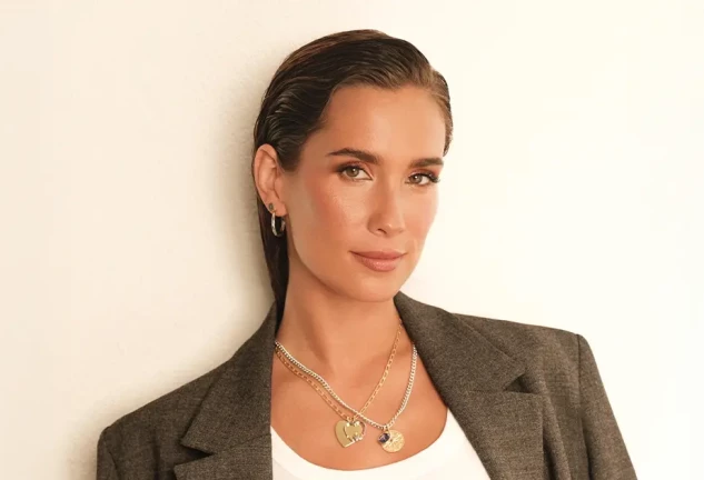 María Pombo