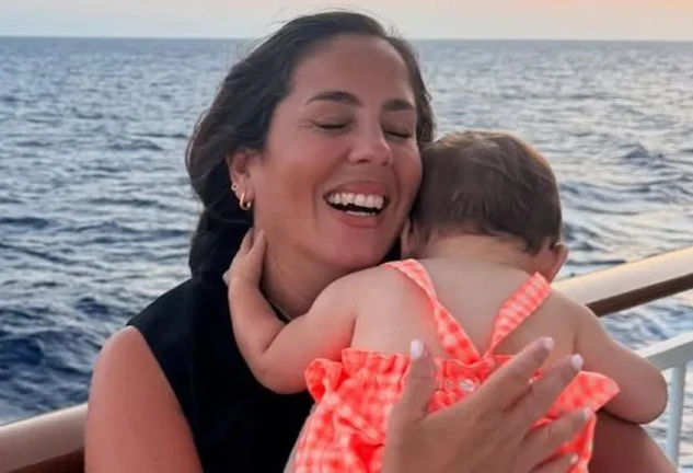 Anabel Pantoja y su hija, Alma.