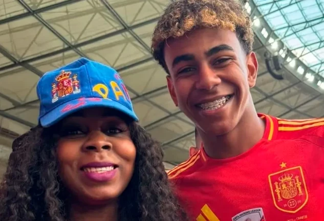 Lamine Yamal y su madre, Sheila Ebana.