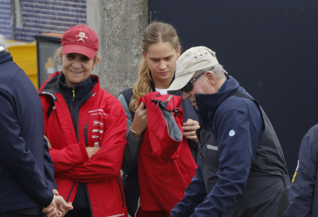 La infanta Elena y Irene Urdangarin en las regatas de Sanxenxo