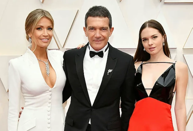 Stella del Carmen, junto a Antonio Banderas y Nicole Kimpel.